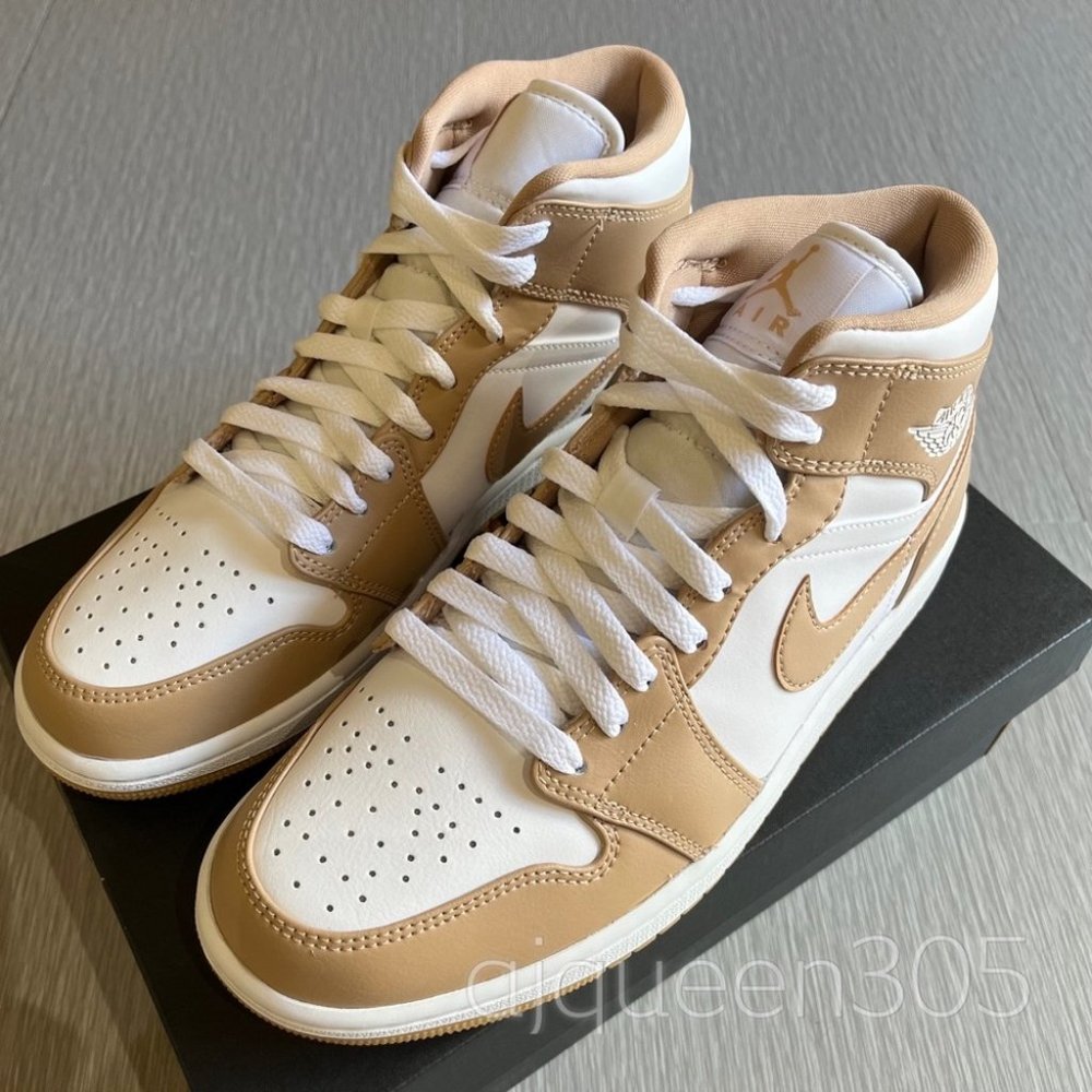 Air Jordan 1 Mid Hemp White Gum Yellow - Picture 7 of 8